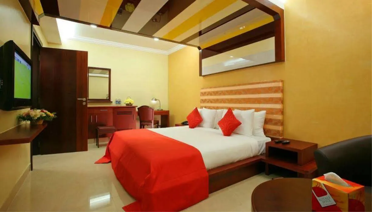 The Royale Gardens Hotel Alappuzha