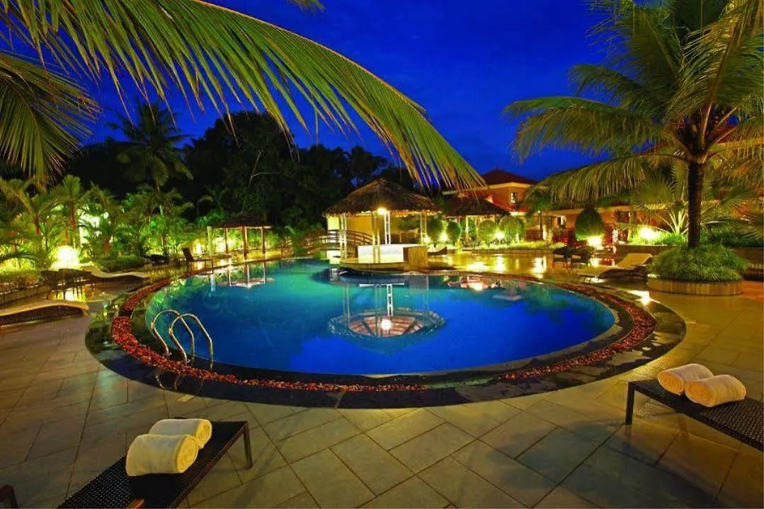 ****  The Royale Gardens Hotel Alappuzha India